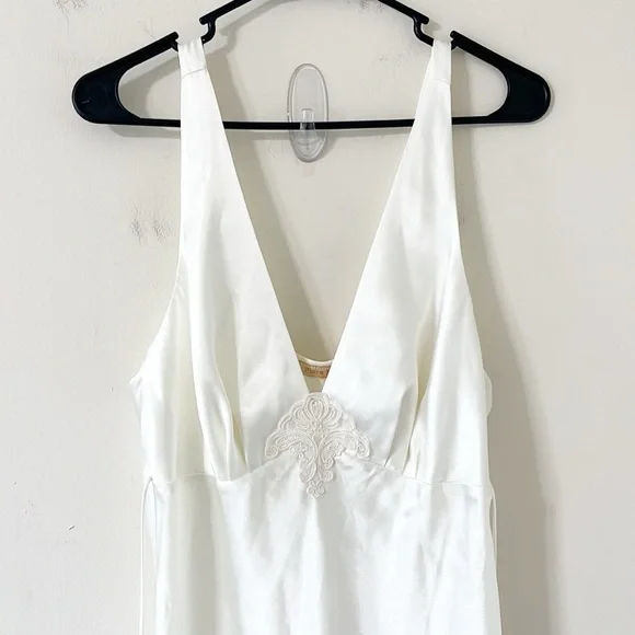 Flora Nikrooz Vintage Ivory Lace Satin Midi Dress Size Large - Picture 2 of 7